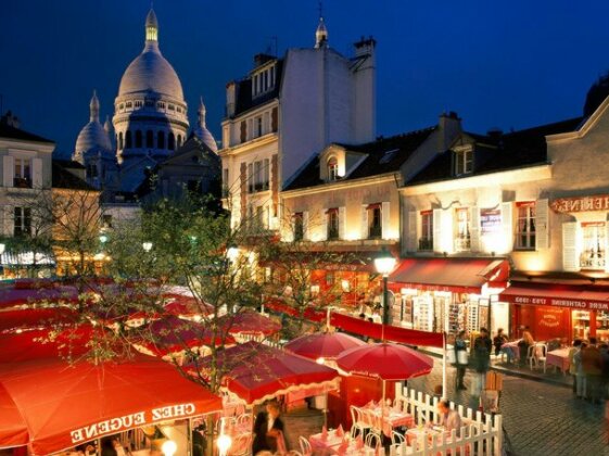 Charming duplex in Montmartre