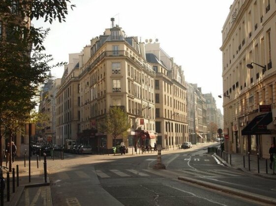 Cute nest Montmartre