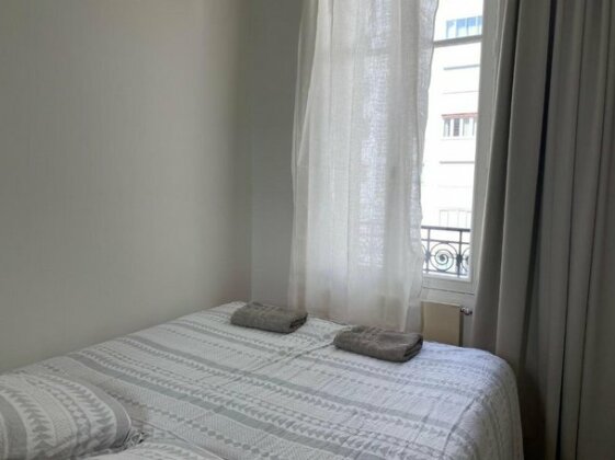 Delightful 1BR next to the Eiffel Tower - Photo4
