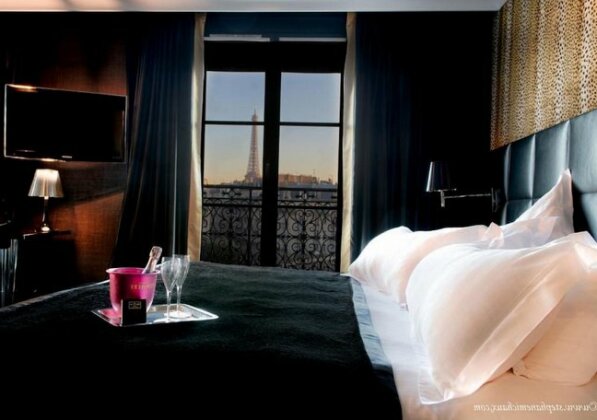 First Hotel Paris Tour Eiffel - Photo2