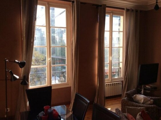 Flat on St Honore Square - Photo4
