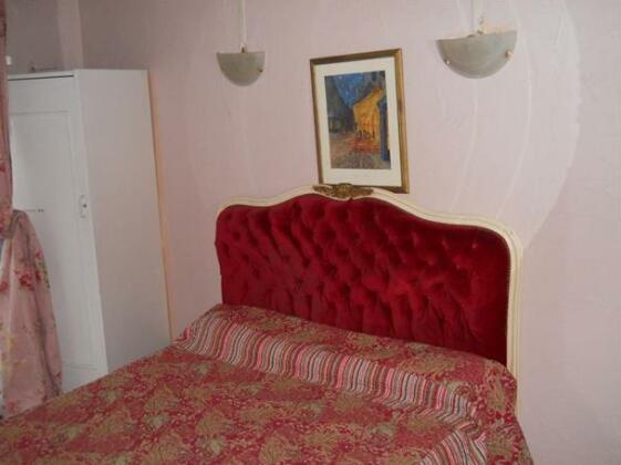 Hotel Le Petit Trianon - Photo4