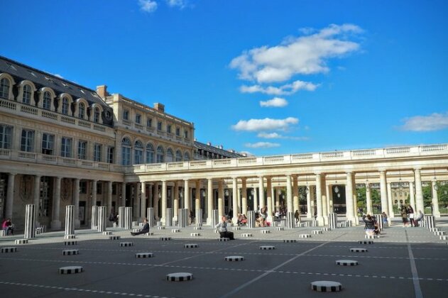 Louvre Opera Classic ChicSuites