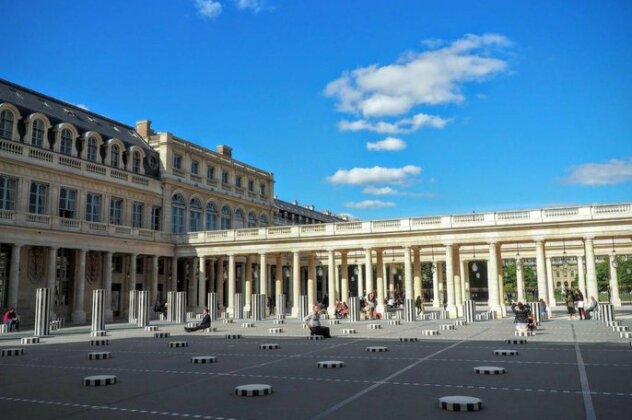Louvre Opera Private ChicSuites