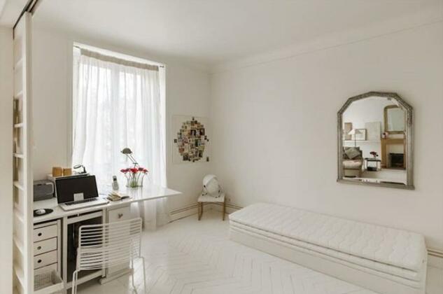Luxuous 4 rooms apartment in Marais