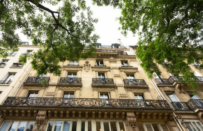 Luxury Apartment in Paris Center - Louvre Museum