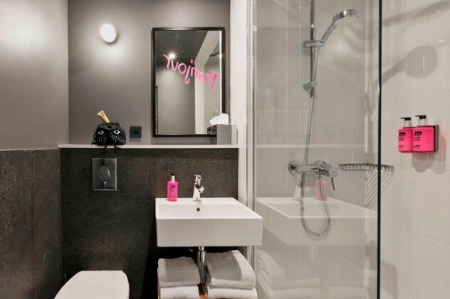 Moxy Paris Bastille France - Photo5