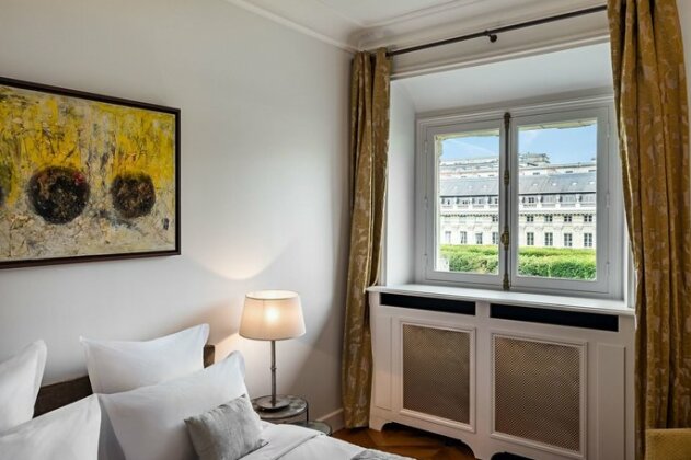 Palais Petit - Two Bedroom Apartment - Photo4