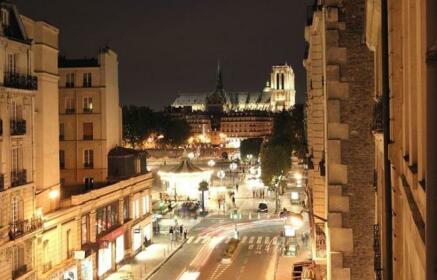 Paris Interiors Rentals - Le Marais Notre Dame