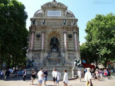 Paris Saint Michel Sorbonne