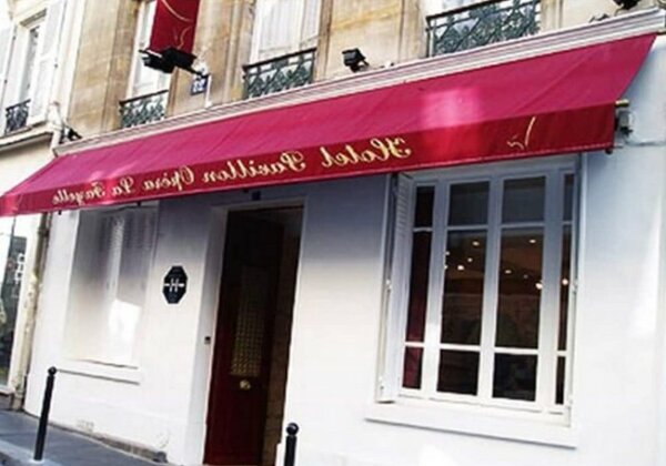 Hotel Pavillon Opera Lafayette Paris near the Montmartre District