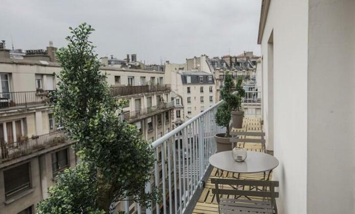 Saint Lazare Terrasse 3