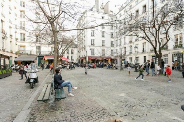 Turenne Place Sainte Catherine