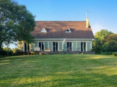 Beautiful Poissy Family Home With 5 Bedrooms Large Garden and own Pond
