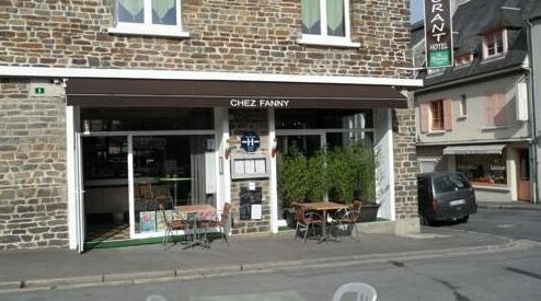 Hotel de la Place Chez Fanny