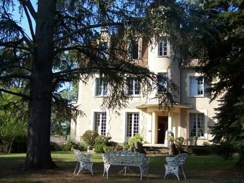 Chateau La Roussille Pradines - Photo2