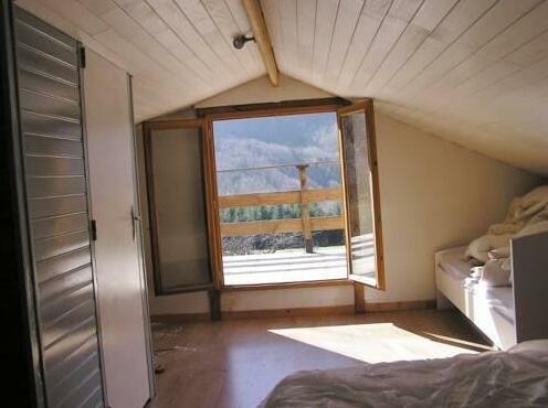 Charming Holiday Home in Pyrenees - Photo4