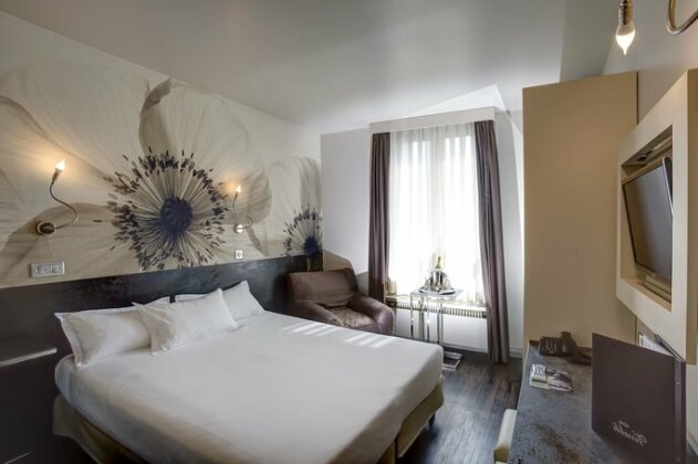 Hotel Vivaldi Puteaux - Photo2
