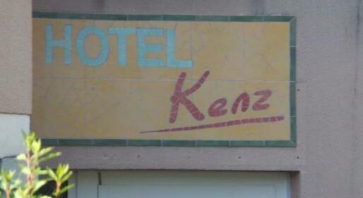 Kenz hotel Boussy