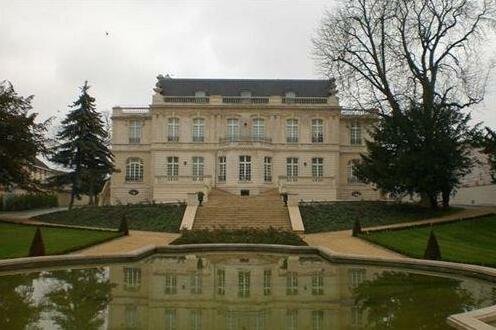 Chateau De Rilly - Les Collectionneurs