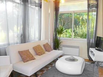 Holiday home Saint-Cyr-sur-Mer - Photo2