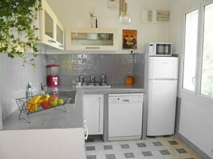 Holiday home Saint-Cyr-sur-Mer - Photo5