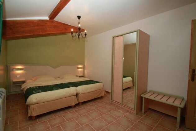 Le Mas Des Ferrayes - Photo2