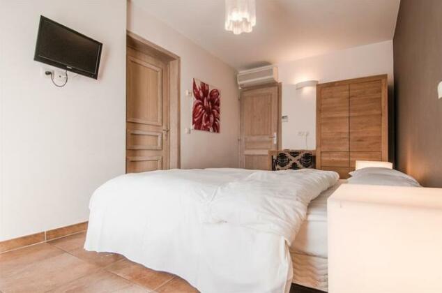 Residence Hoteliere Spa Les Chataigniers - Photo2
