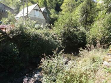 Mountain House with Beautiful Views and Real Fires