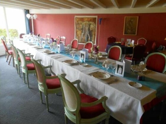 Hotel Restaurant Le Logis Des Pres Braheux - Photo3