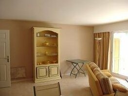 2 Room Apartment 58 M2 Inh 32289 - Photo3