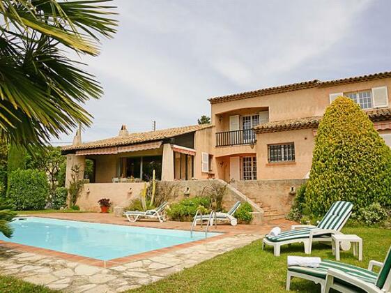 Interhome - Le Mas des Grillons - Photo2