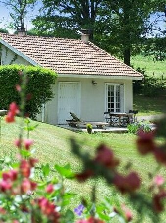 Holiday Home Domaine du Grand Roc 3