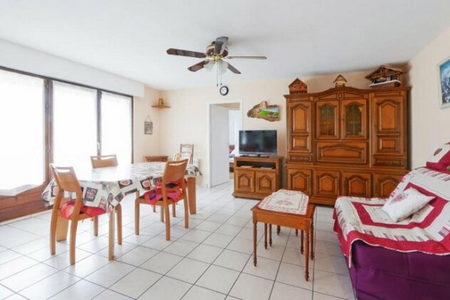 Charming and large flat with balcony 3 min to Sallanches station - Welkeys - Photo2