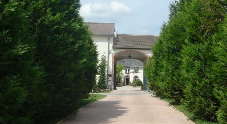 Hostellerie Domaine de Montgivroux - Photo2