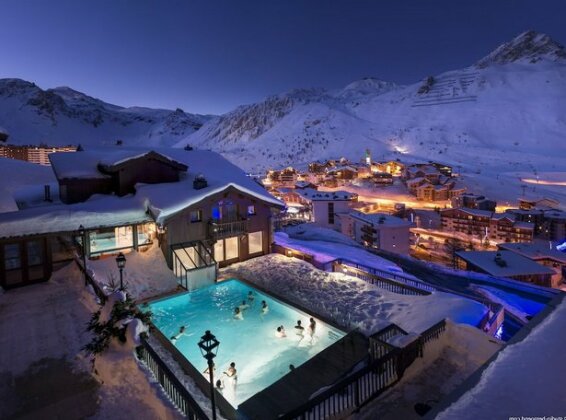 Hotel Village Montana - Photo2