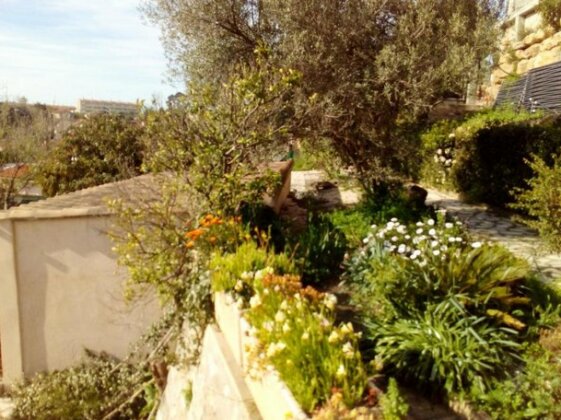 House With 3 Bedrooms in Toulon With Enclosed Garden and Wifi - 4 km From the Beach - Photo5