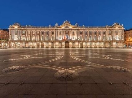 Grand studio au Capitole