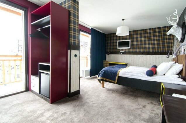 Langley Hotel Tango - Photo5