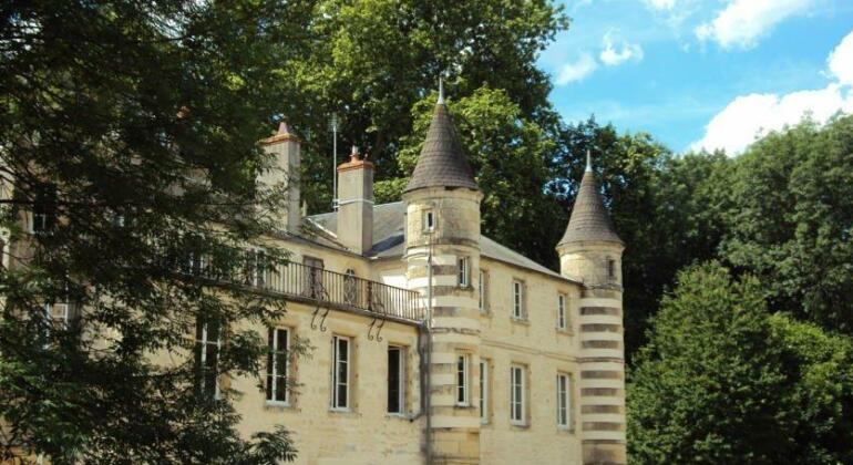 Chateau Du Four De Vaux - Photo2