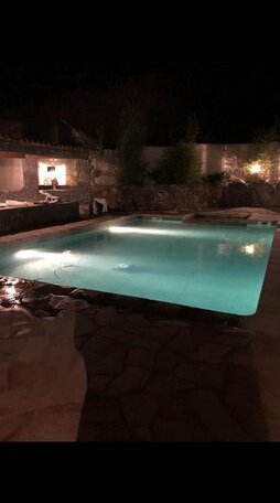 CALM 6personnes avec piscine