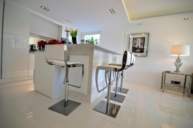 Port Villefranche Terrace Apartment - Photo5