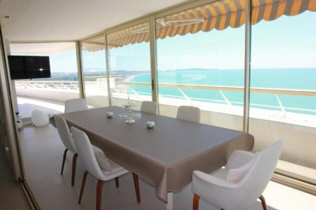 Apartment on Marina baie des Anges - Photo3