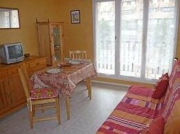 2-Room Apartment 24 M2 On 3rd Floor - Inh 31020 - Photo2