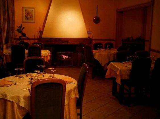 Hotel Restaurant La Couronne - Photo4