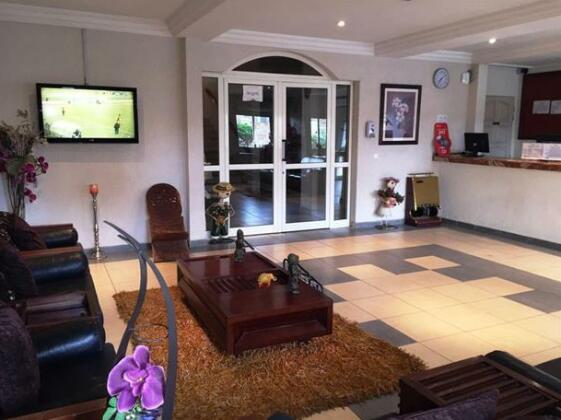Hotel Hibiscus Blvd Triomphal - Photo3