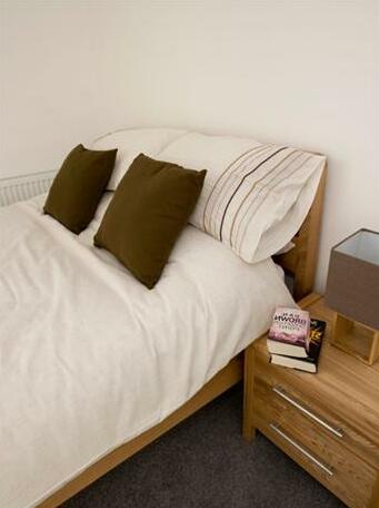 Aberdeen Serviced Apartments - The Lodge - Photo2