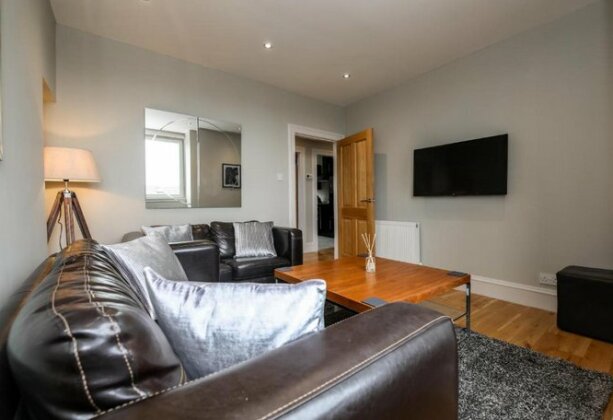 Apartment F - Photo2