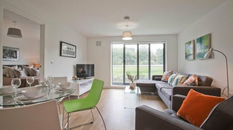LUXURY 2 BED Apartment in Aberdeen - Photo2
