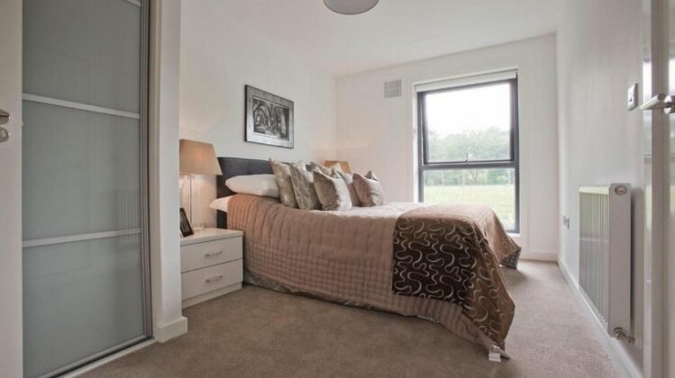 LUXURY 2 BED Apartment in Aberdeen - Photo3